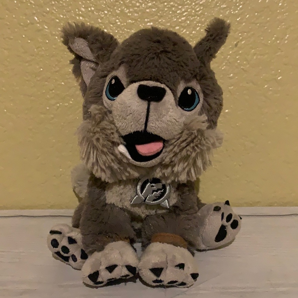 Blizzard World Of War Craft Frostwolf Cub Plush